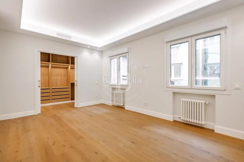 Foto de82823b-ab22-40f3-86f3-1cf547fda85e. Alquiler piso en Casa de Campo Madrid