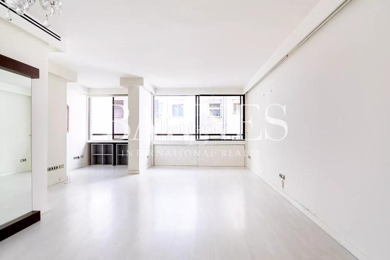 Foto 0d2b813a-d350-46d4-bd3d-411b739a773b. Location appartement avec chauffage parking piscine dans Madrid