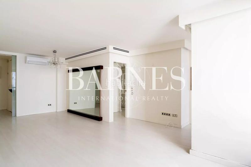 Foto c8412548-2565-4d4a-af33-9579aae2d66f. Location appartement avec chauffage parking piscine dans Madrid