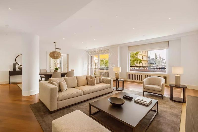 Foto 057bf020-bbba-4f3b-8a02-78940060d4fb. Alquiler piso en Jerónimos Madrid