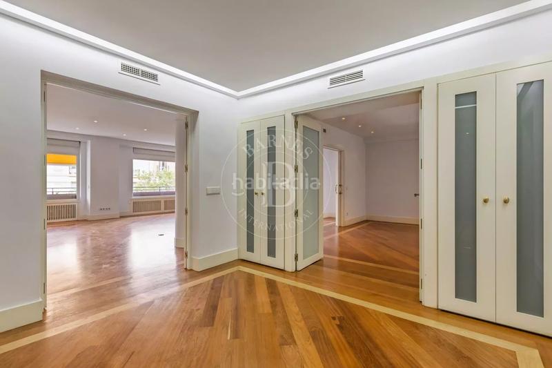 Foto 99b76411-4f87-403c-879c-d5eb4769b0a9. Alquiler piso en Jerónimos Madrid