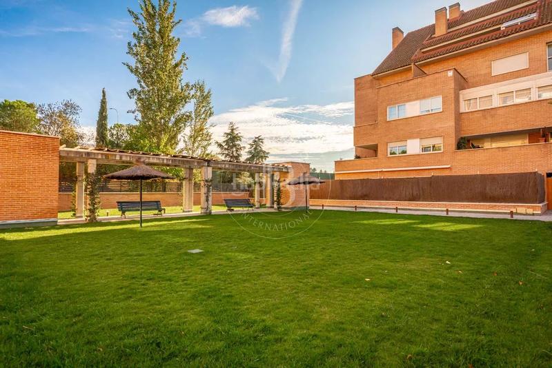 Foto f9117cfe-71bf-499c-8ea7-142360a6e28f. Appartamento con riscaldamento parcheggio in Aravaca Madrid
