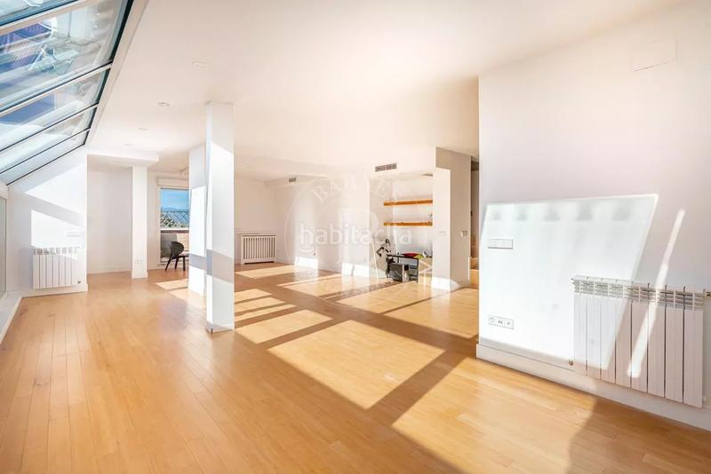 Foto debcc93d-b9b7-4cff-ac3e-074911a95cd8. Flat with heating parking in Aravaca Madrid