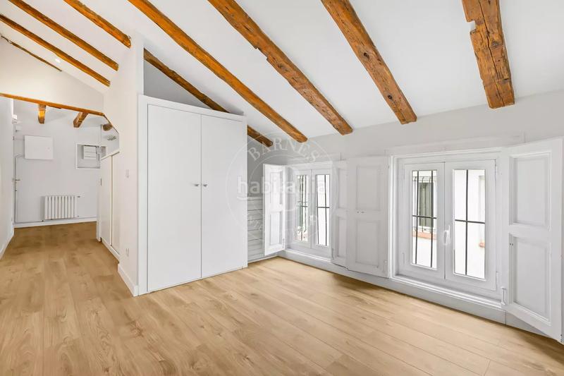 Foto 328c8a9f-162c-40b5-ba76-a55f69fd1468. Location appartement avec chauffage dans Recoletos Madrid