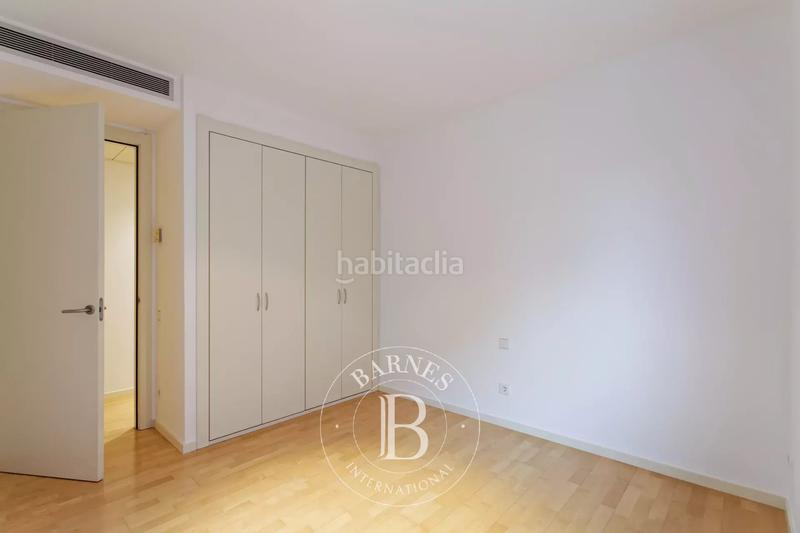 Foto 23cec518-4485-45d0-886b-5a792aa3e23f. Rent flat with heating parking in Barri de les Corts Barcelona