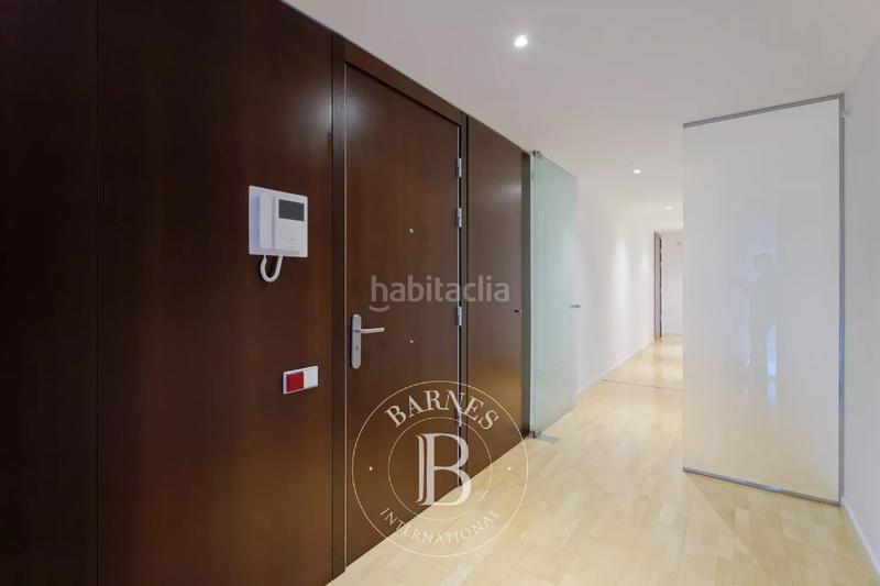 Foto 7d6408fa-9b3a-4047-80d5-37fb5bd7075e. Rent flat with heating parking in Barri de les Corts Barcelona