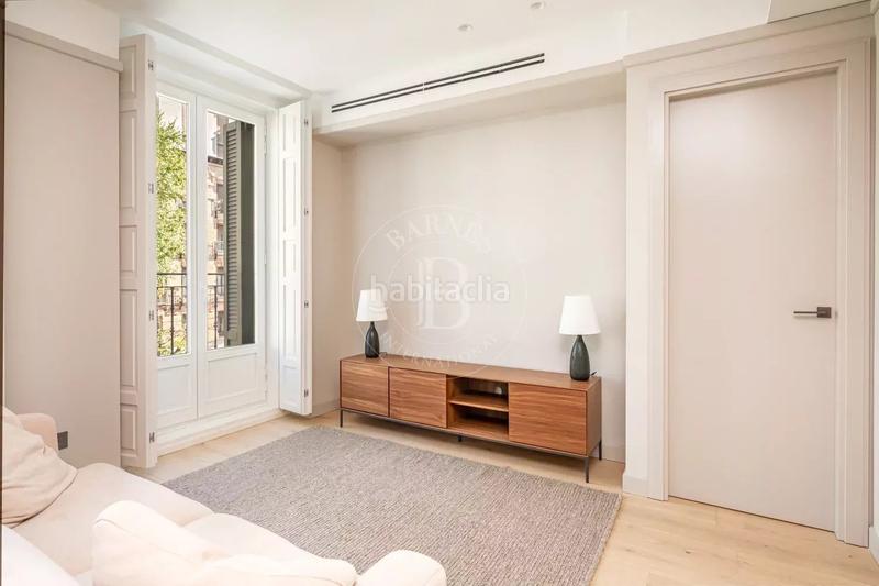 Foto 7e2cb7b0-fea7-47a5-9e25-b2d3b1d087ef. Appartement avec chauffage parking piscine dans Trafalgar Madrid