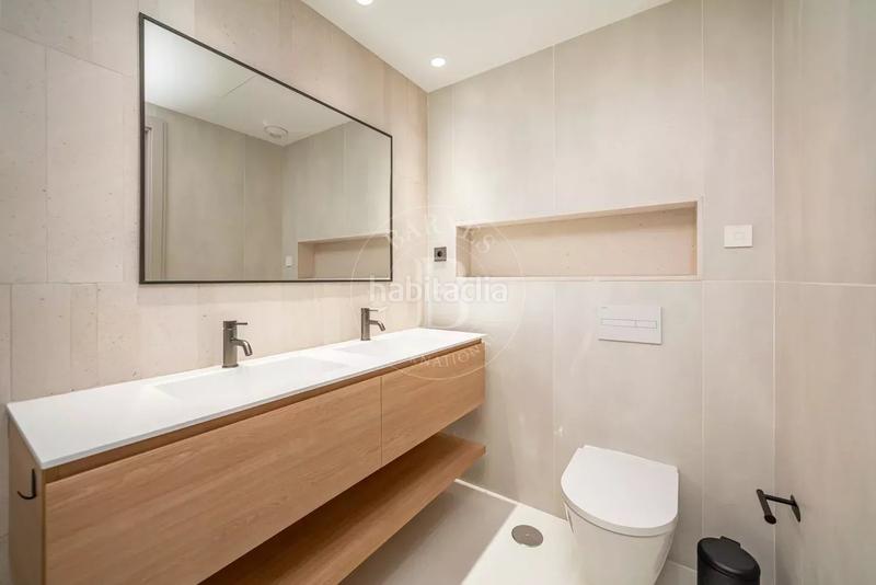 Foto be9299f6-2ec2-48c0-9f05-3ec1fc674afa. Etagenwohnung mit heizung parking pool in Trafalgar Madrid