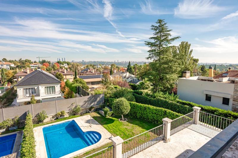 Foto c9457071-6ab2-4657-91b9-2263d61a49a2. Affitto appartamento con riscaldamento parcheggio piscina in Madrid