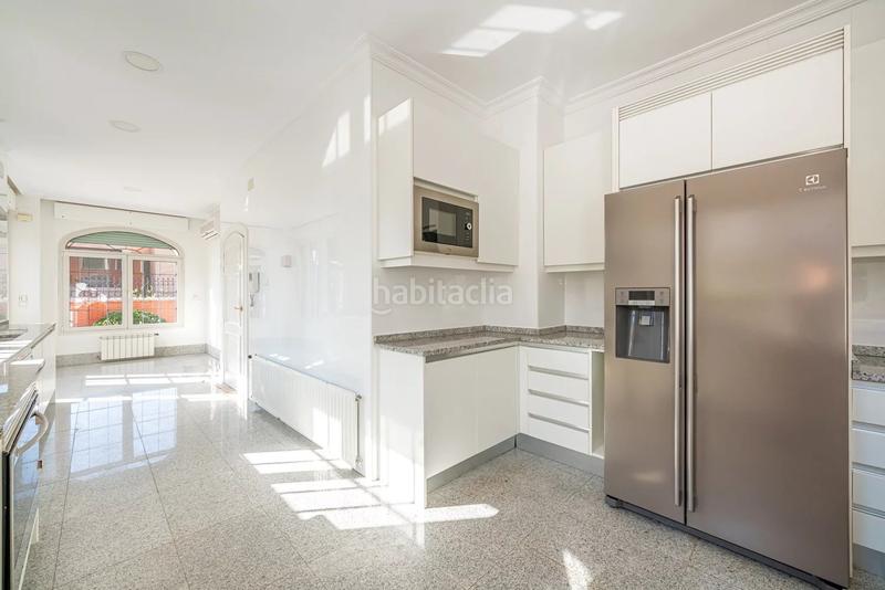 Foto 58099377-d23b-46b5-a858-29814ee04bb3. Location appartement avec chauffage parking piscine dans Madrid