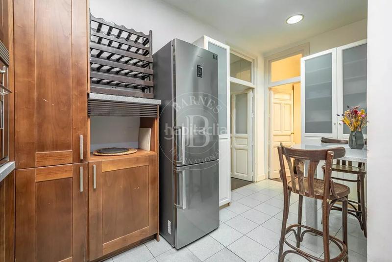 Foto ecb921d4-a9f7-4647-8436-b438a7bbe924. Flat with heating in Justicia-Chueca Madrid