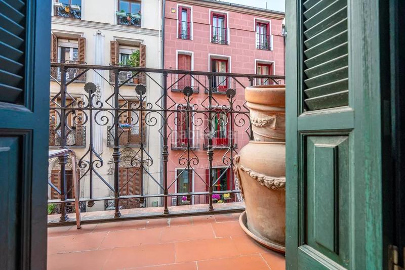 Foto fc6d6d62-2bb9-4a1b-8429-2c6db16ddc4b. Flat with heating in Justicia-Chueca Madrid