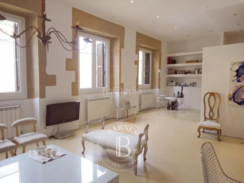 Foto 16d3a07b-17a2-4597-8b87-ff8b0c52bbbb. Appartement avec chauffage dans Parte Vieja Donostia - San Sebastián