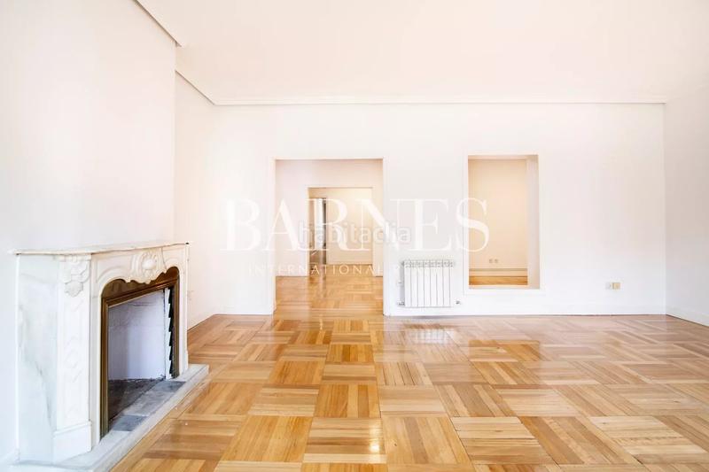 Foto 227f5437-e0de-43ef-af21-97cca66f2486. Location appartement avec chauffage dans Recoletos Madrid