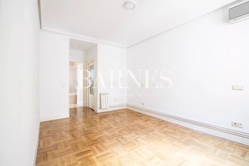 Foto 627d4217-d1e7-46da-865d-6fe2b350b7eb. Rent flat with heating in Recoletos Madrid