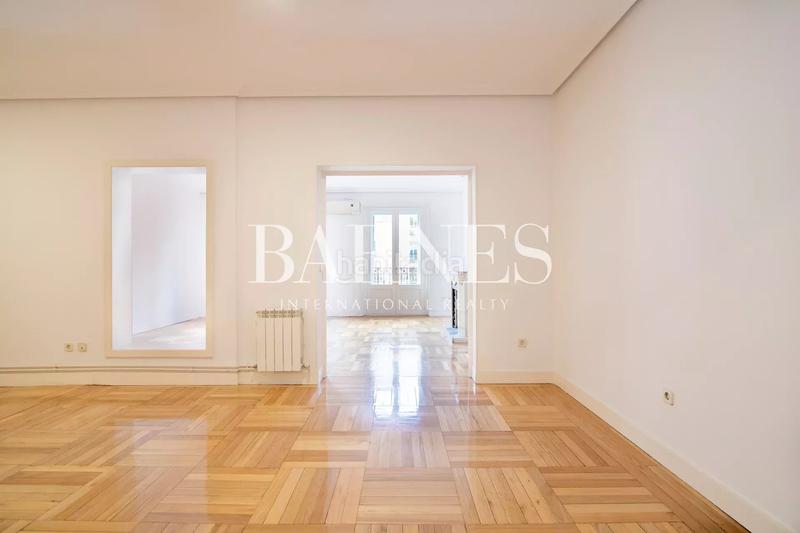 Foto cfea6d8d-cba7-4107-9277-fb08f6d59ccd. Alquiler piso en Recoletos Madrid