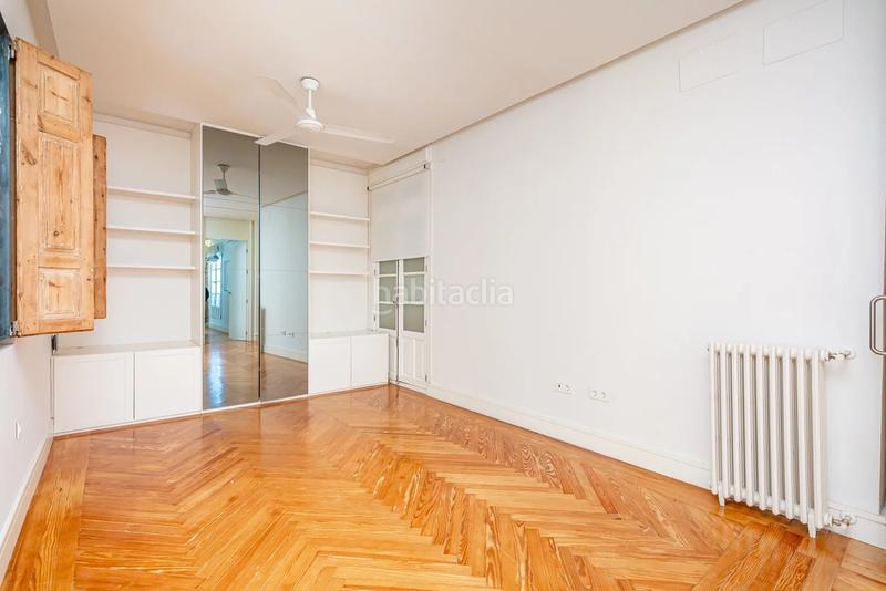 Foto bd0f9b60-c9c9-494c-a8b6-e78d4a8faaa2. Location appartement avec chauffage dans Recoletos Madrid