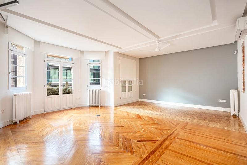 Foto 8dbe6580-799c-4367-aeb9-fb8d616fffa9. Rent flat with heating in Recoletos Madrid