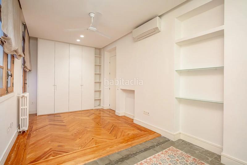 Foto f0ad86ab-e2da-4d65-81a3-bb1dbf5f0a76. Alquiler piso en Recoletos Madrid