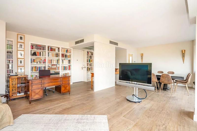 Foto 060d06bb-6a51-488e-9d39-99652c45a23a. Location appartement avec chauffage parking piscine dans Madrid