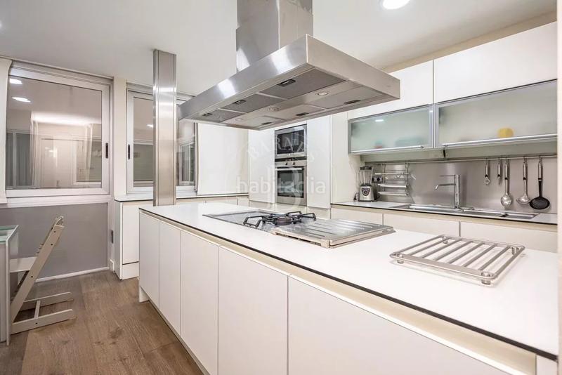 Foto bed6080b-4fec-4767-b24c-bde7d9e7ea3a. Location appartement avec chauffage parking piscine dans Madrid