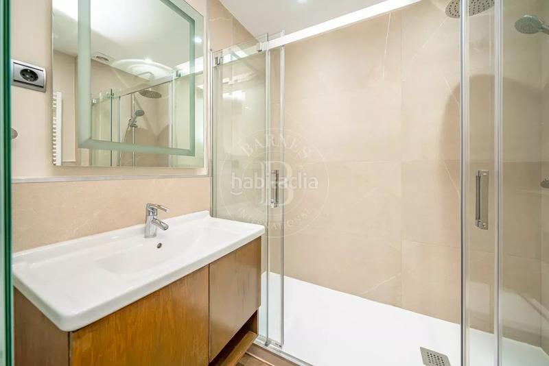 Foto 628d72ac-b226-4e4c-ba5a-e592e3437061. Miete etagenwohnung mit heizung parking pool in Almagro Madrid