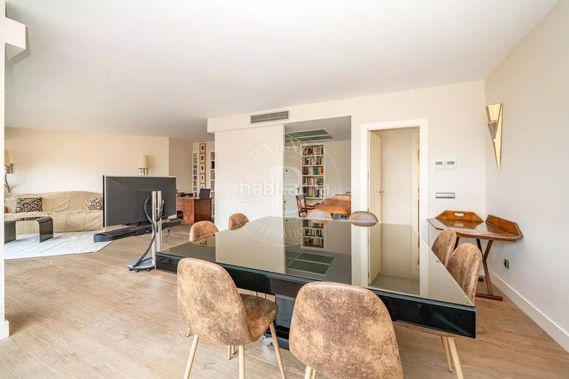 Foto 2c6099b6-6f06-488b-87df-78d90be9d2aa. Lloguer pis amb calefacció aparcament piscina a Almagro Madrid