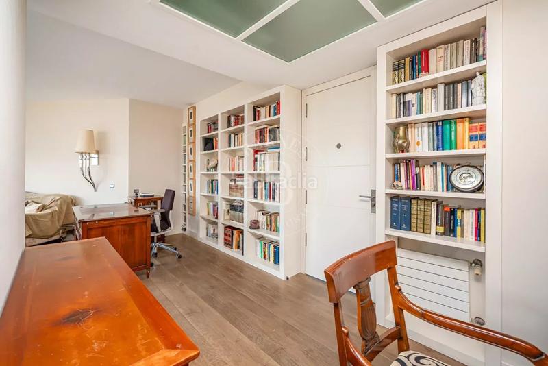 Foto 62c2c606-02f7-4ff8-91ef-42335d653255. Alquiler piso en Almagro Madrid