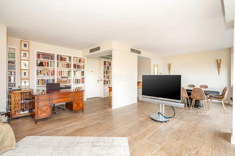 Foto f5ae8e06-db56-4b1c-8a74-f96e75244524. Alquiler piso en Almagro Madrid