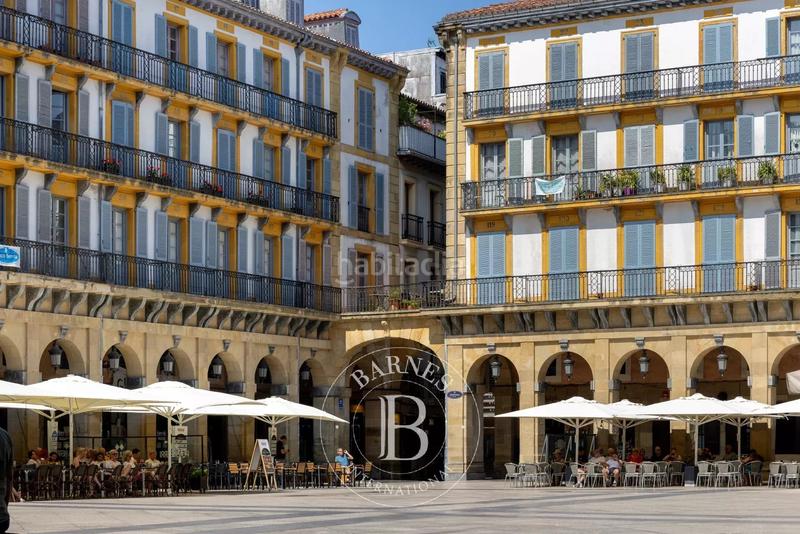 Foto 83781b3f-7016-4238-95ef-f7121a6a600a. Flat with heating in Parte Vieja Donostia - San Sebastián