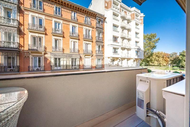 Foto 25665905-1352-43d6-802a-be015ceb0a9c. Piso en Jerónimos Madrid