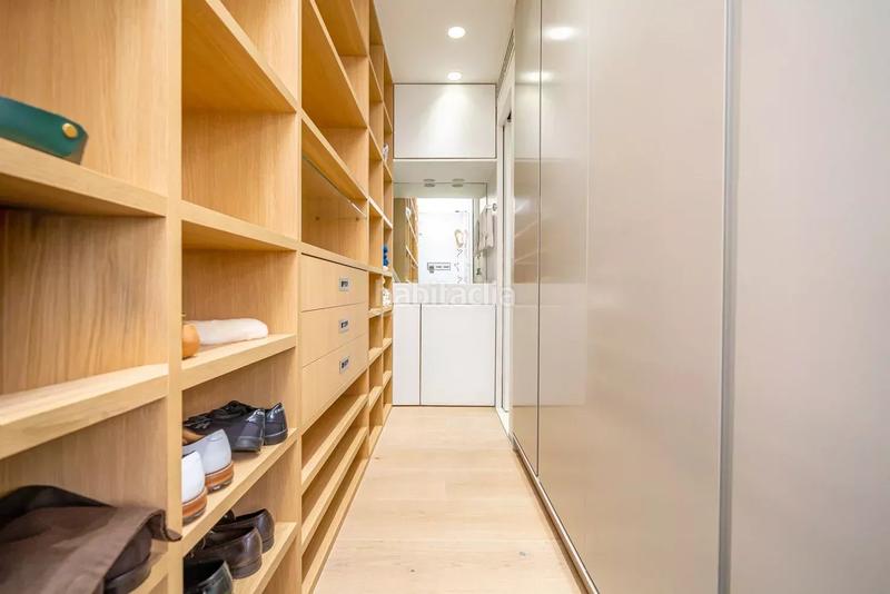 Foto a8b9527b-4bc8-4389-a6e9-eaf477467c50. Piso en Jerónimos Madrid