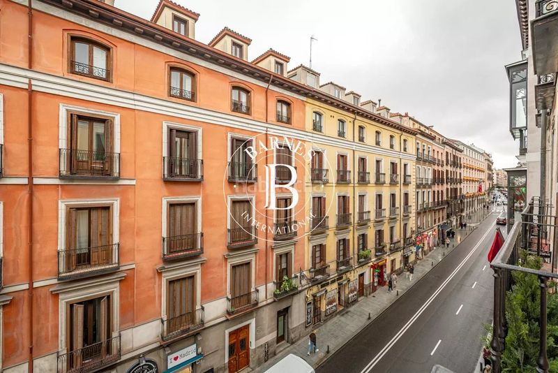 Foto b4363d89-1fdf-419d-ac74-36a52f45613d. Pis amb calefacció aparcament a Palacio Madrid