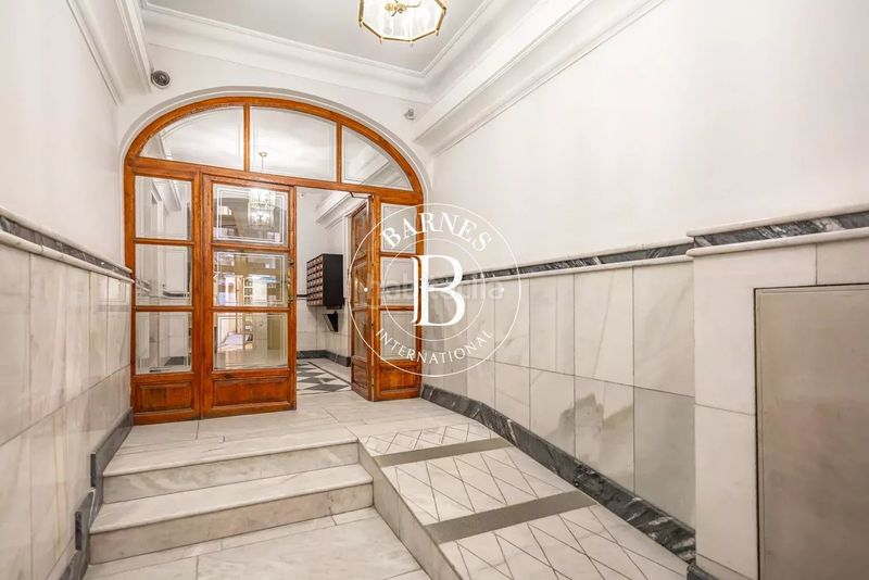 Foto da80b1e2-1b91-4f19-9457-4749f964a2f8. Pis amb calefacció aparcament a Palacio Madrid