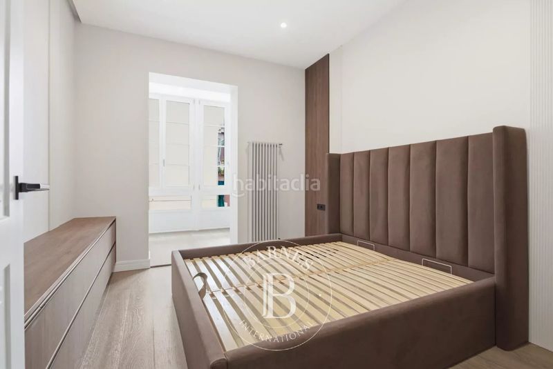 Foto 5ac24929-9c39-4df3-b0f1-d17fb0d1b0e4. Pis amb calefacció a Dreta de l´Eixample Barcelona