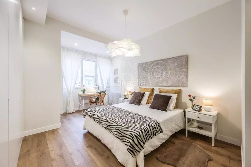 Foto d289fc5a-9578-4ad8-b619-680a886400f4. Piso en Guindalera Madrid