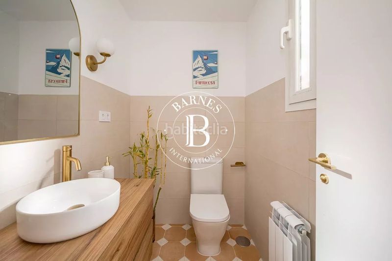 Foto 60357ee5-3731-452c-a6a0-a5a93e87fcc1. Apartment with heating in Fuente del Berro Madrid
