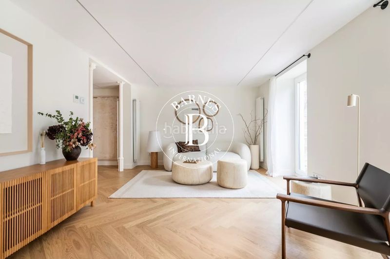 Foto f8d4986c-65ad-4613-9589-274288385442. Piso en Recoletos Madrid