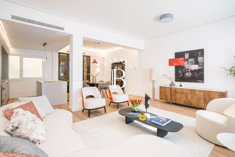 Foto a1784464-15e1-4b05-aed6-ab4fd09ee12f. Piso en Embajadores-Lavapiés Madrid