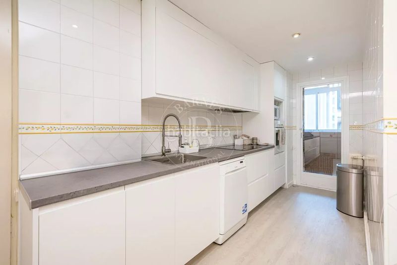 Foto 306a793d-7f1a-4761-9be7-3ac1ba34b146. Piso en Peñagrande Madrid