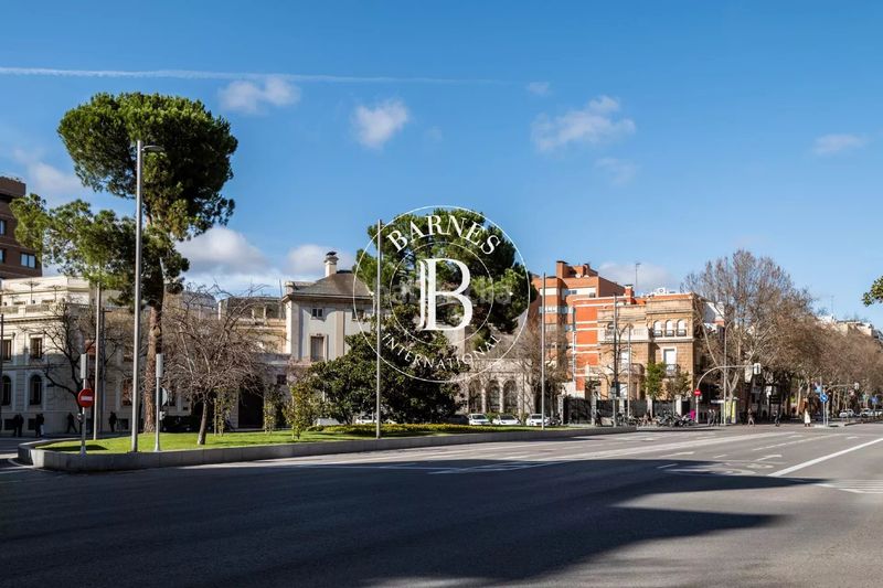 Foto 45c724af-cc95-470c-8596-ec754721d597. Piso en Lista Madrid