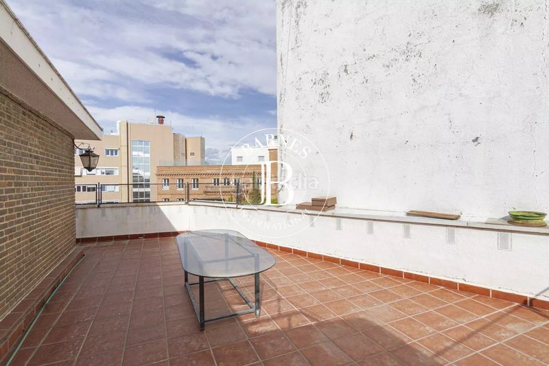 Foto b91f94dc-0f41-4e36-8f90-51b7a31ddecc. Àtic amb calefacció aparcament a Goya Madrid