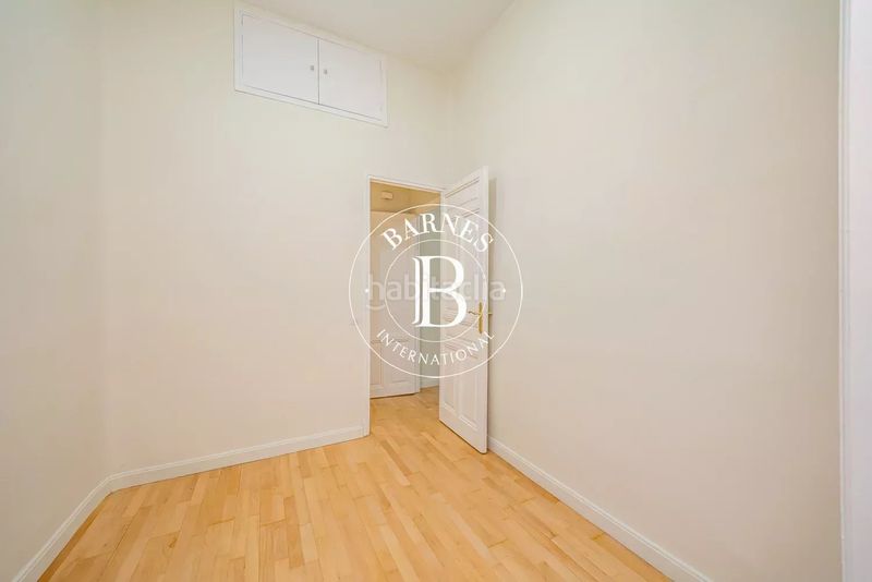 Foto 04cb2b0e-50c4-477c-9640-c0123ddfce0a. Piso en Castellana Madrid