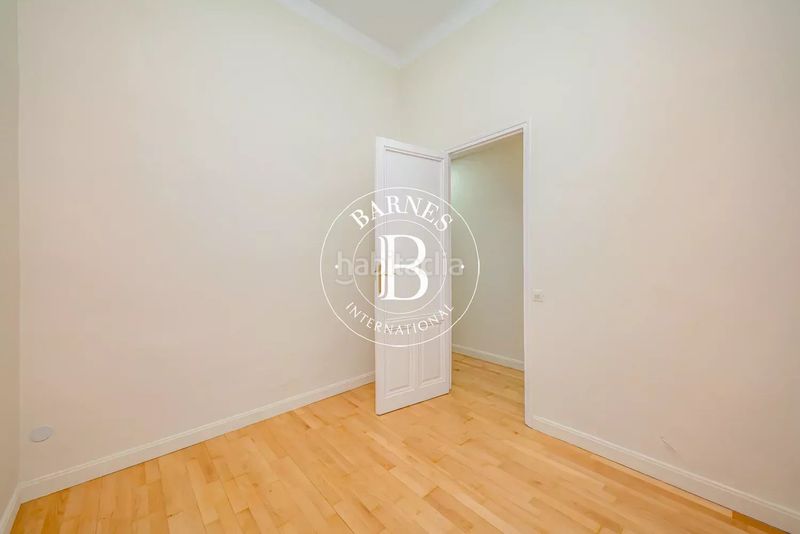 Foto 5775c064-b7d8-4ff2-9917-9527c7e6c6e4. Piso en Castellana Madrid