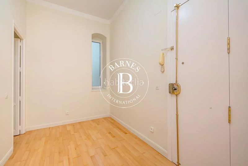 Foto 80f8d543-61d6-4fef-bdc2-bab7b026645c. Piso en Castellana Madrid