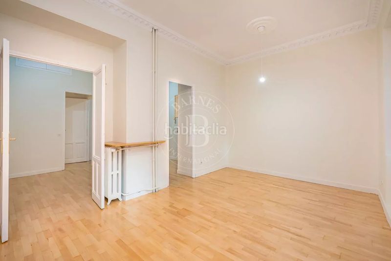 Foto c7b6473e-d9e4-47a9-9e03-1f311400e0c5. Piso en El Viso Madrid