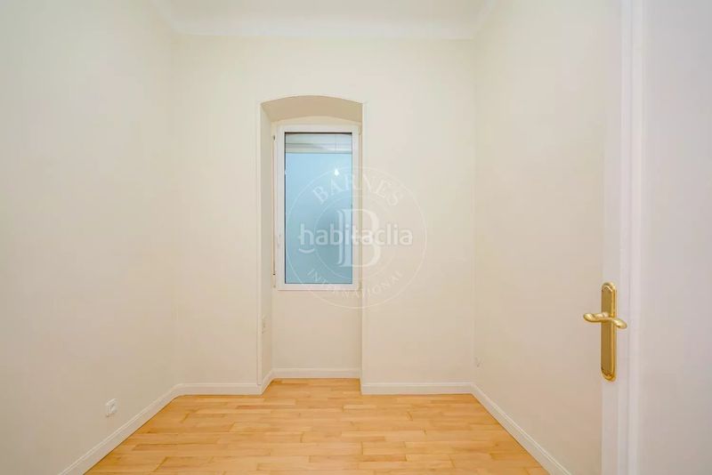 Foto d08400c4-e5b9-4357-a50b-532bf3e3f1dc. Piso en El Viso Madrid