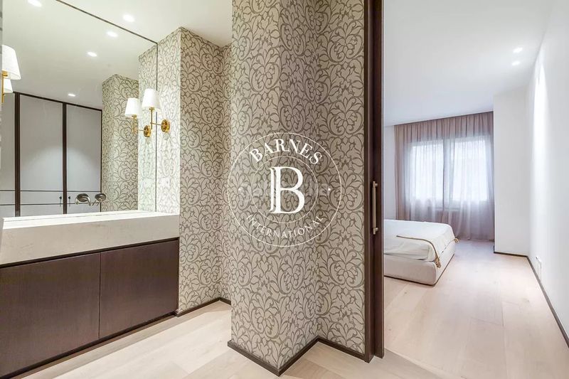 Foto 42eb20a8-7016-462a-9920-527583402aa4. Piso en Recoletos Madrid