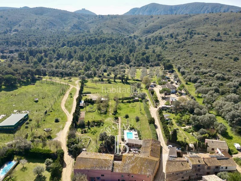Foto 29e7d6e6-fa61-4770-8ff6-7ccab34fa8f6. Masia amb calefacció a Bellcaire d´Empordà