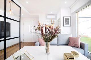 Rent Penthouse in Adelfas